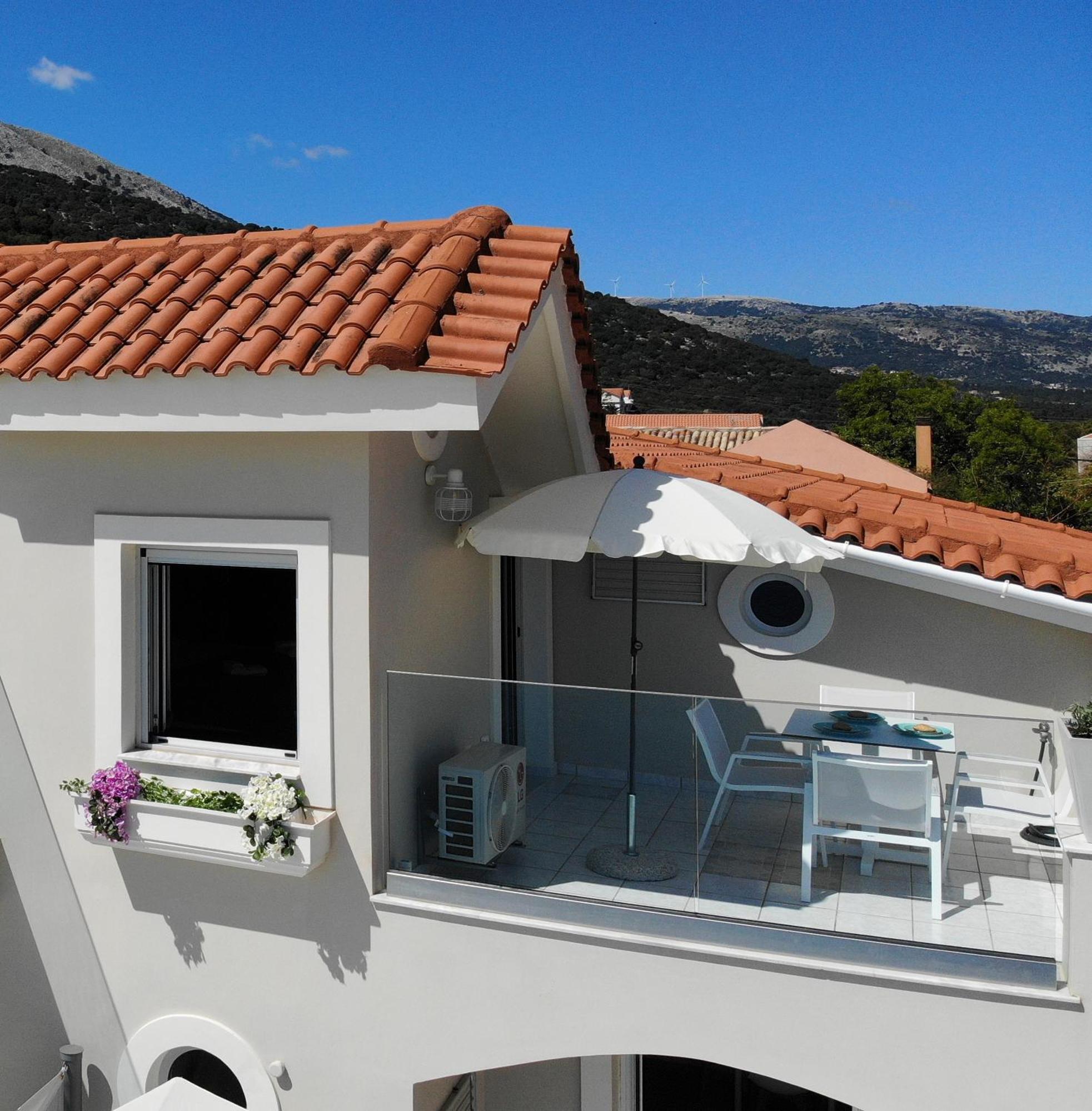 Sunrise Bay Apts Agia Efimia Ruang foto