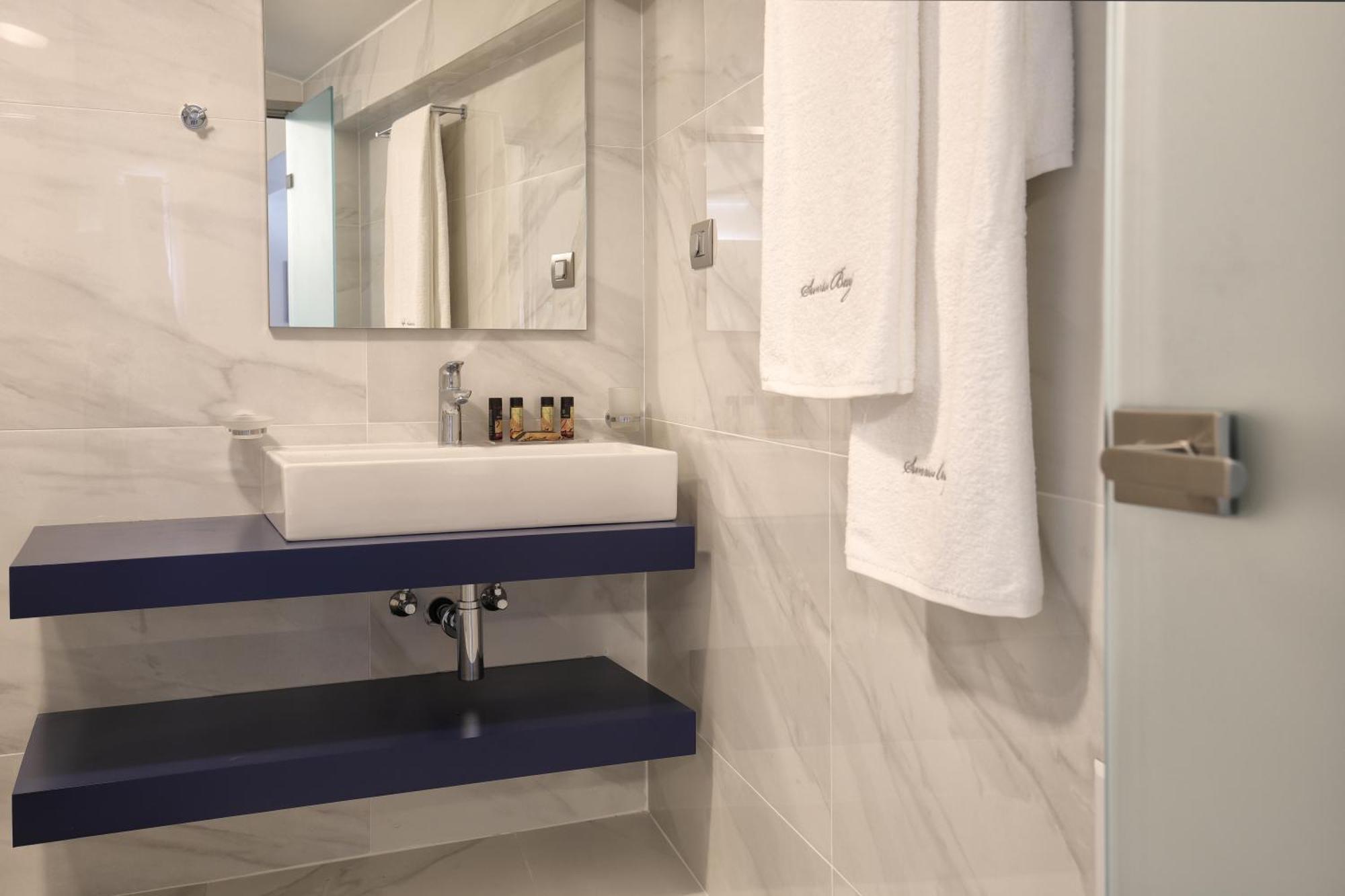 Sunrise Bay Apts Agia Efimia Ruang foto