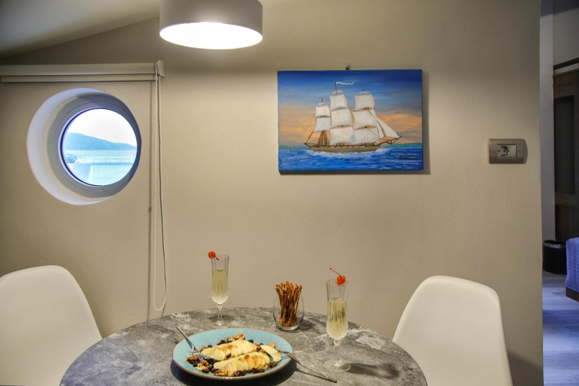 Sunrise Bay Apts Agia Efimia Ruang foto